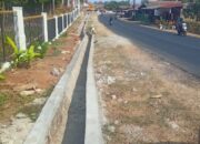 Proyek jalan propinsi Subang Bantarwaru batas Indramayu di duga di kerjakan tidak sesuai RAB.