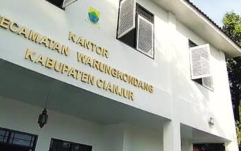 SISWA AL-HIDAYAH WARUNGKONDANG DIDUGA KERACUNAN USAI MAKAN MBG, TIM KESEHATAN TURUN TANGAN