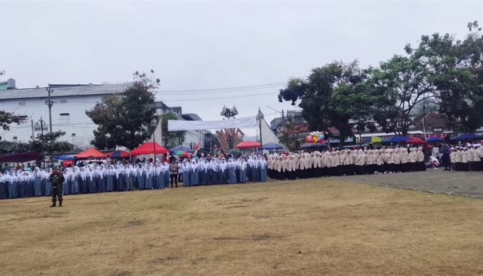 HUJAN JELANG HUT RI JADI BERKAH, UPACARA HUT KE-81 DI SINDANGBARANG BERLANGSUNG MERIAH