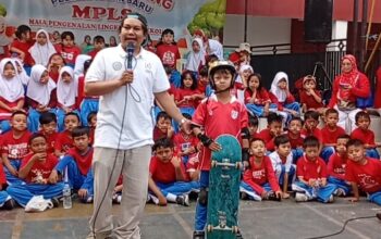 PORSESOSI CIANJUR GOES TO SCHOOL, PERKENALKAN SKATEBOARD & SEPATU RODA DI SDN IBU DEWI 1