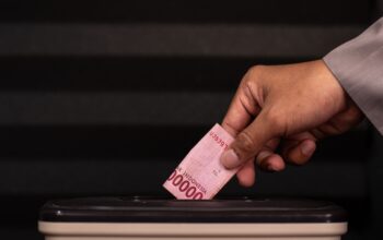 Zakat dan Wakaf Digital: Ketika Ibadah Sosial Bertemu Gaya Hidup Gen Z