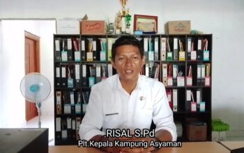 Kepala Kampung Asyaman Risal S.Pd., Menggunakan Website Kampung Untuk Memudahkan Pelayanan dan Pengawasan.