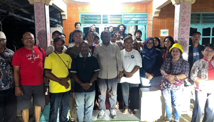 Bupati Keerom Serap Aspirasi Bersama Tim Ekspedisi Patriot, di Distrik Yaffi